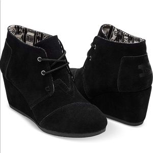 TOMS Desert Wedge Booties Black Size 8.5